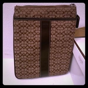 Cross body Coach bag
